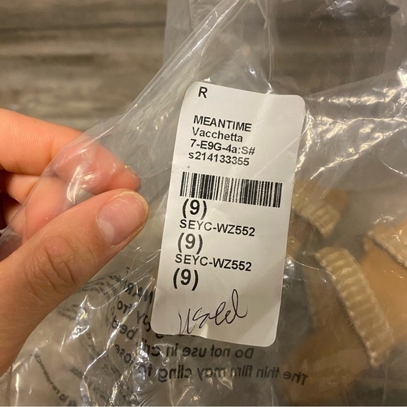 Seychelles | Meantime Slides in Vacchetta/Platinum Metallic Leather Size 9 NEW - Picture 8 of 11